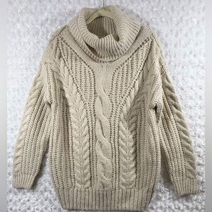Moon & Madison Womens M Beige Long Sleeve Cable Knit Turtleneck Pullover Sweater